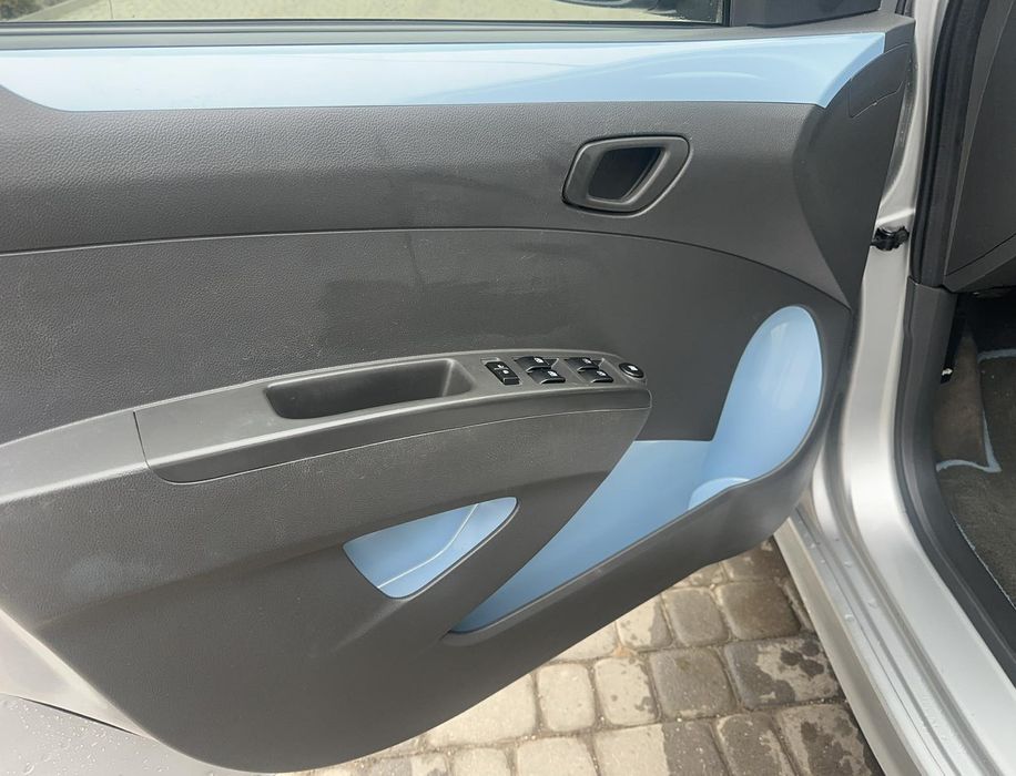 Шевролет спарк ев Chevrolet spark ev