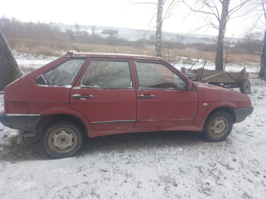 Продам ВАЗ 21093 мотор заводиться