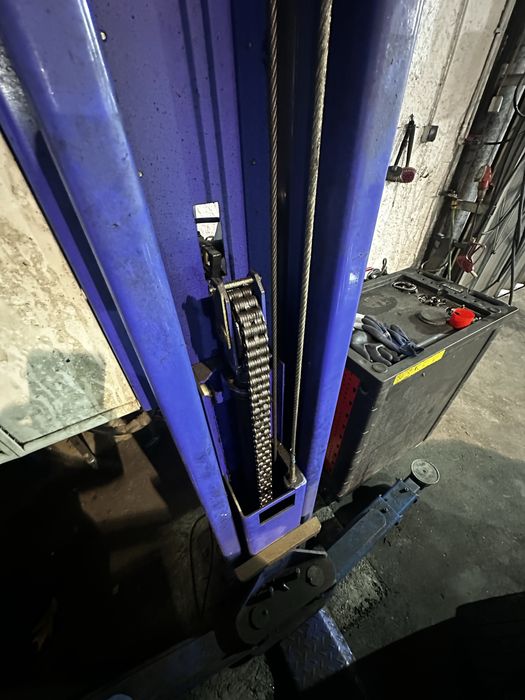 Elevadot 4 toneladas