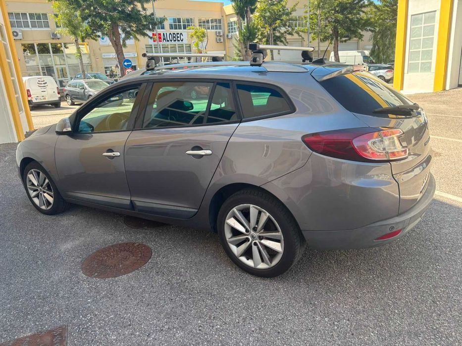 Renault Mégane — fotografia 4