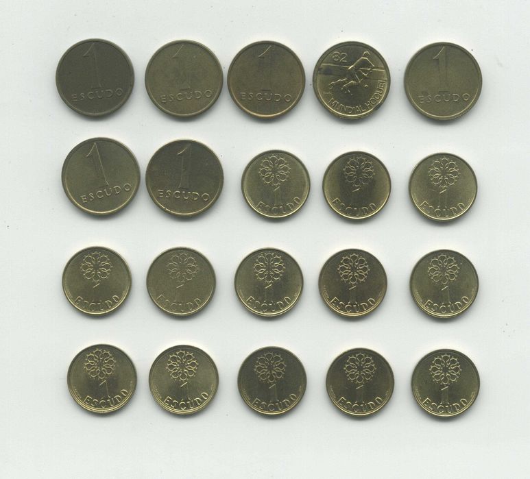 Colecção de 46 Moedas Latão-Níquel - 1$, 5$ e 10$