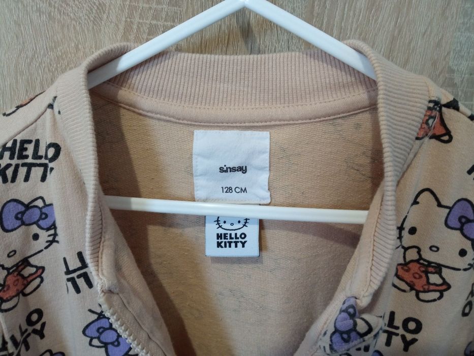 Bluza Hello Kitty 128 Sinsay