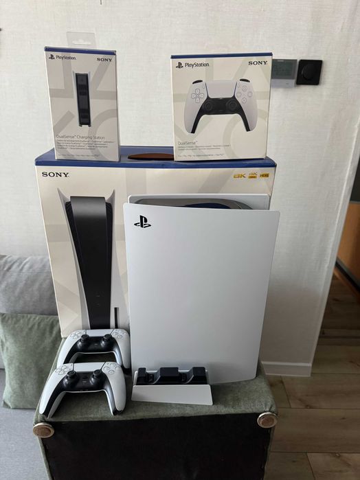 Konsola PS5 z napędem