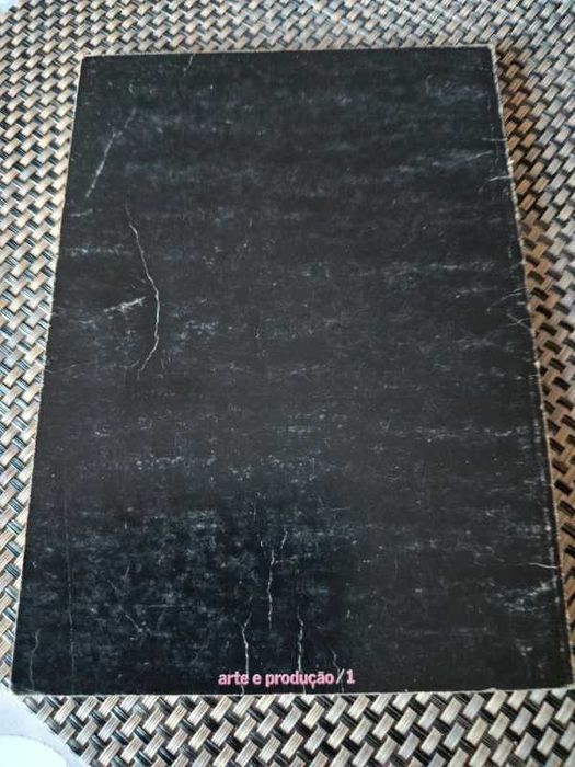 Psicologia do vestir, Umberto Eco, Renato Sigurtá