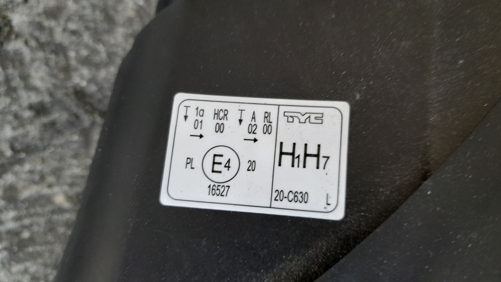 Otica Lado Esquerdo  Opel corsa D