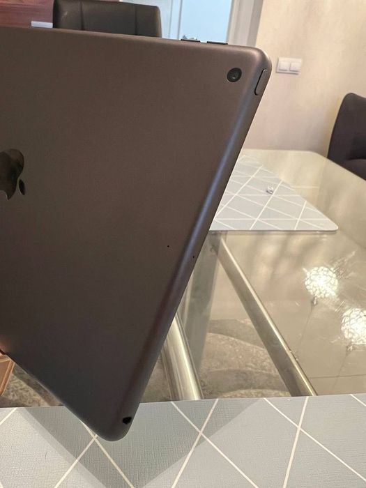 iPad 8th generation 128 gb 2020 10.2 Space Gray планшет з гарантією