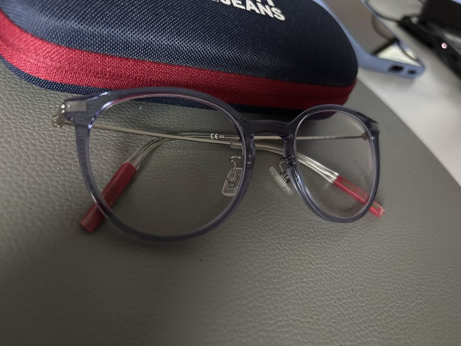 Oprawki Tommy Hilfiger transparentne