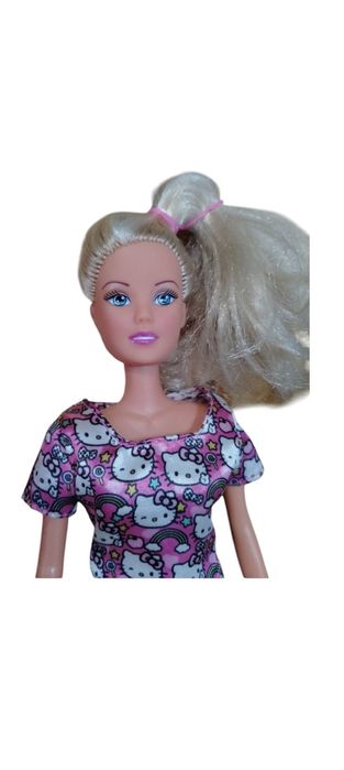 Piękna lalka Barbie sukienka Hello Kitty