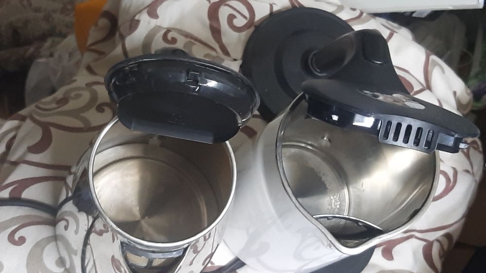 электро чайники из нержавейки и  Фирменный РOLARIS из Германии.