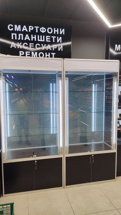 Продам шкаф для магазина