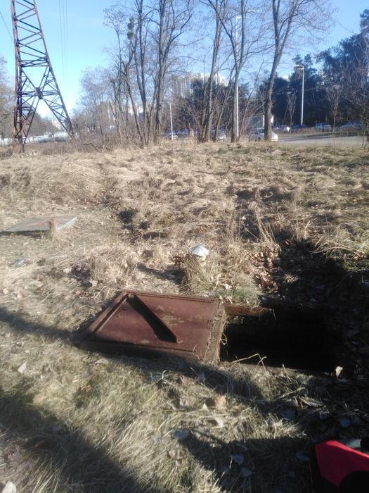 Погреб в жилом районе Воскресенка