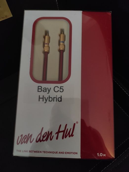 * The Bay C5 Hybrid Van Den Hul vdh interkonekt stereo analogowy