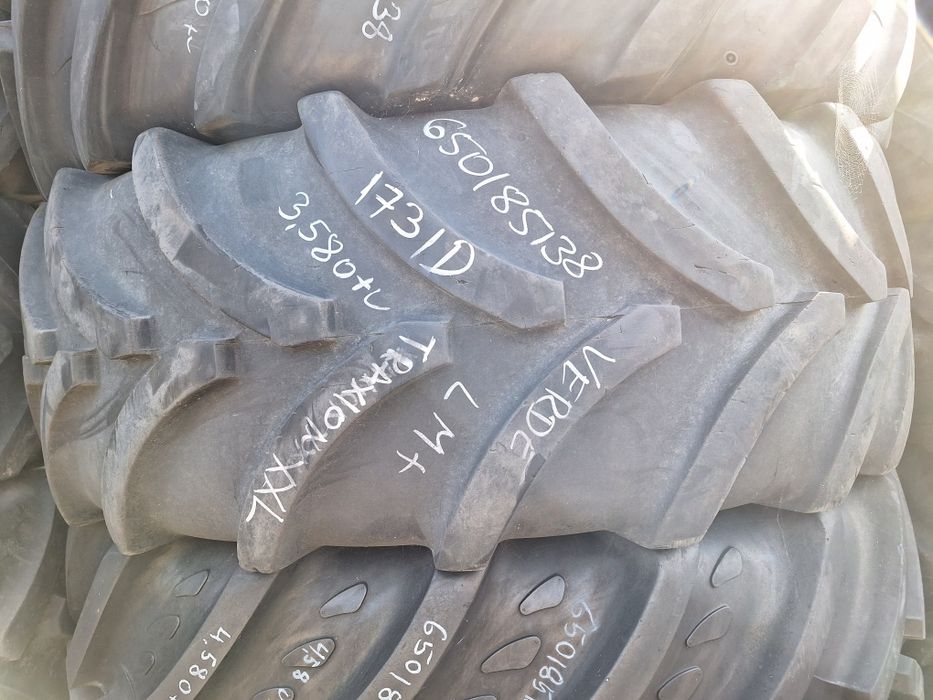 Opona 650/85R38 Vredestain