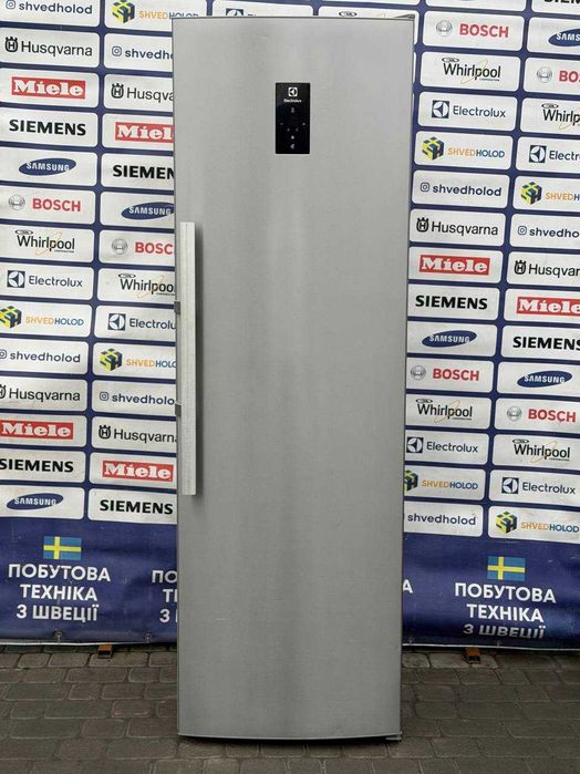 Морозильна камера б/в ELECTROLUX 185/60/60 Металік No Frost #07590