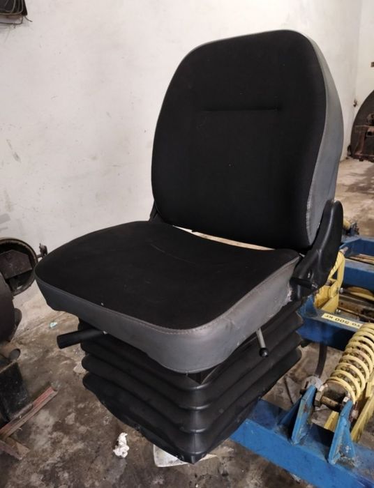 Сідушка МТЗ Оригінал крісло МТЗ кабіна Сидіння оригінал Сиденье МТЗ 82