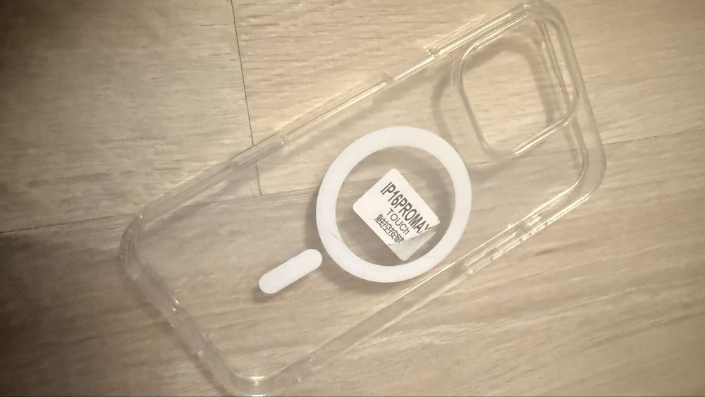 Etui Iphone 16  Pro Max nowe