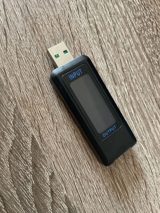 USB Тестер KWS-V20 — Вимірювач напруги, струму та ємності (mAh)
