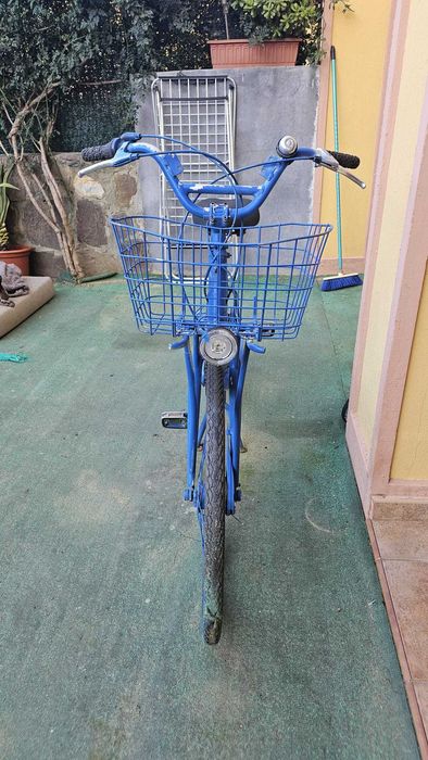 Bicicleta Quadro Baixo - Cubo Shimano Nexus - Pneus rígidos