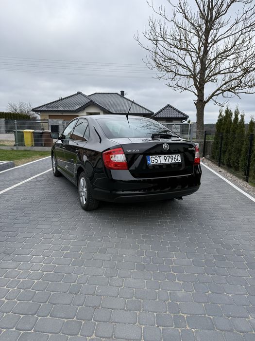 Skoda rapid  / benzyna