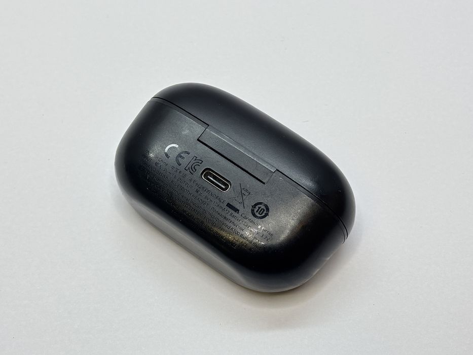 Oryginalne Etui Ładujące JBL Race Tws