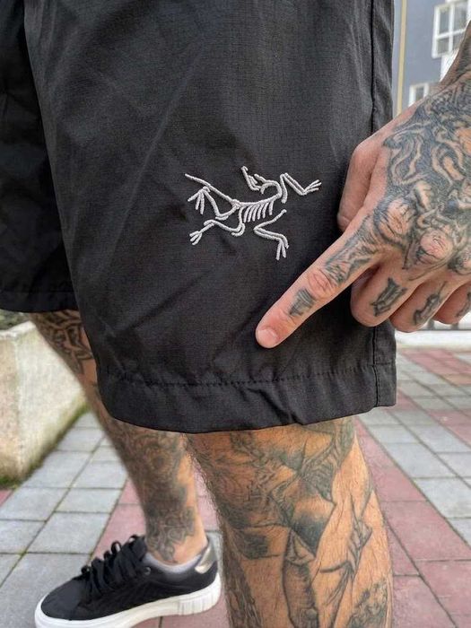 Спортивні Шорти ARCTERYX - Артерикс Мужские Шорты - Черные / Серые
