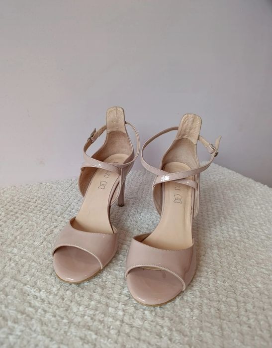Buty na obcasie Lasocki szpilki 38