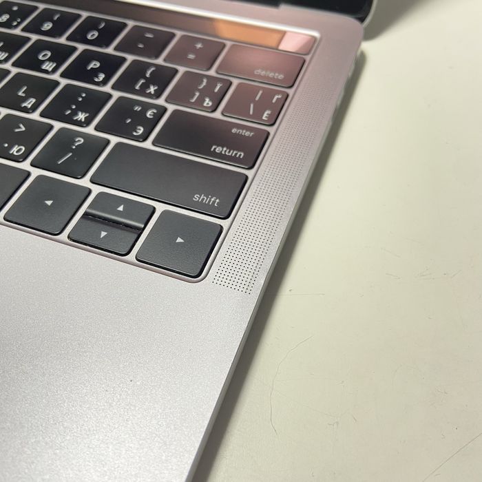 MacBook Pro 13inch, 2016, RAM 8Gb, SSD 250Gb