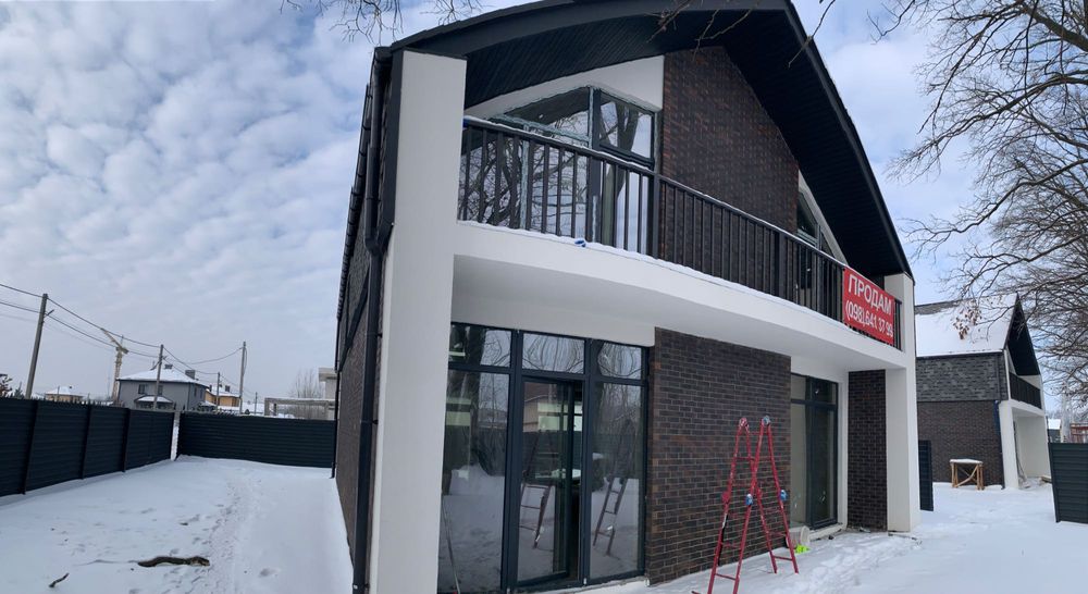 Продаж будинку 140 квадратів в Крюківщині 5 соток