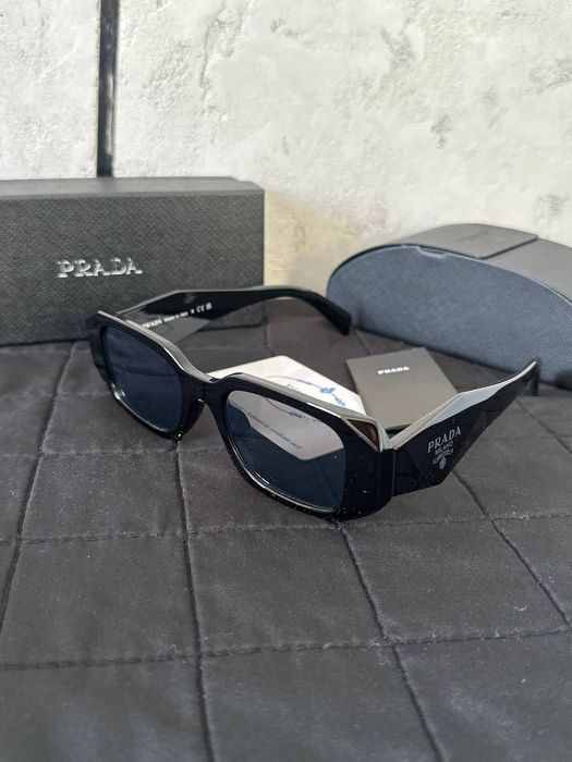 Okulary przeciwsłoneczne nowe prada