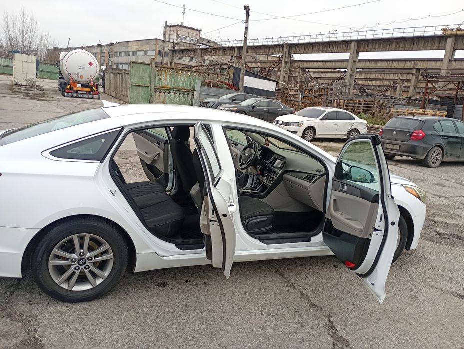 Hyundai Sonata 2016p