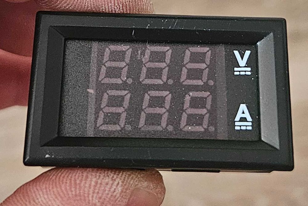 Амперметр-вольтметр цифровий