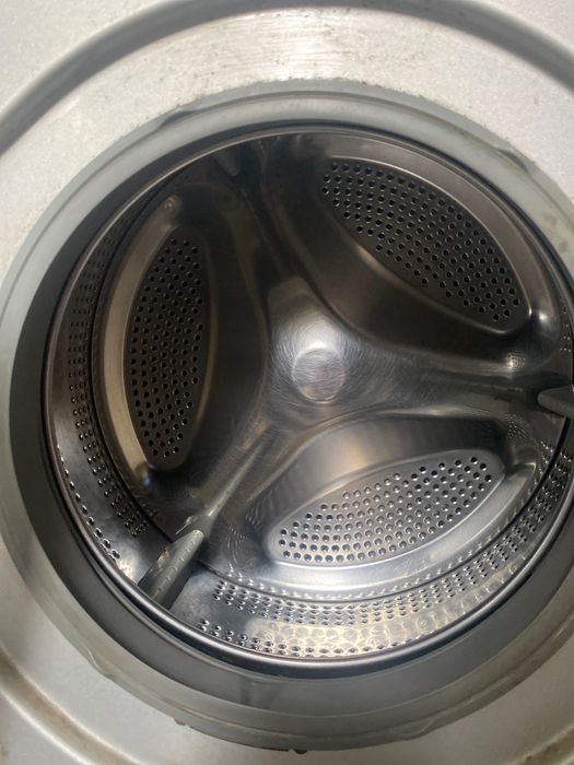 Продам стиралку в отличном состоянии