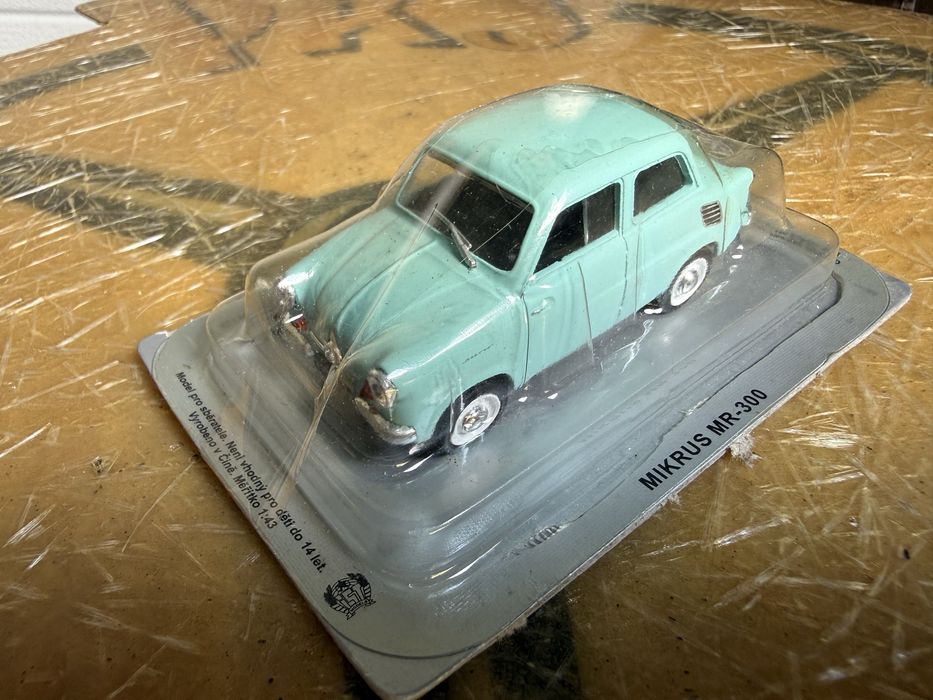 Mikrus Deagostini 1:42