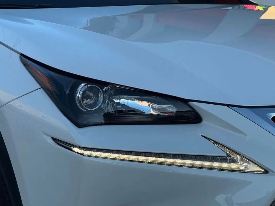 Lexus NX 300h Executive529847249063782401