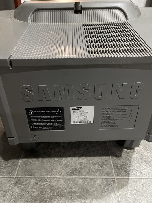 Телевизор samsung