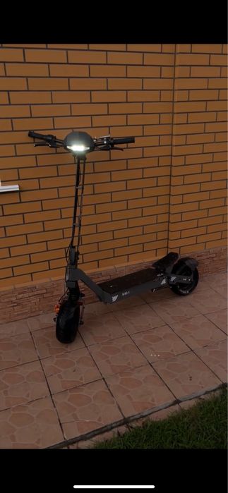 электросамокат Kukirin G4