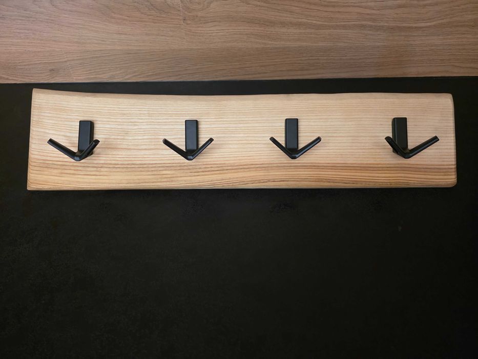 Wieszak ścienny dębowy  14*65