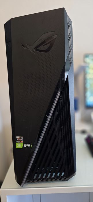 Caixa Asus ROG STRIX com Motherboard + Aircooler