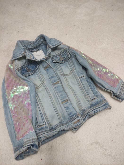 Крутезний джинсовий піджак