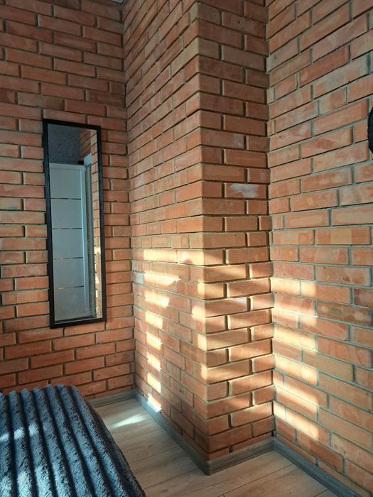 Продаж нового будинку в хорошому районі с. Руська Поляна.