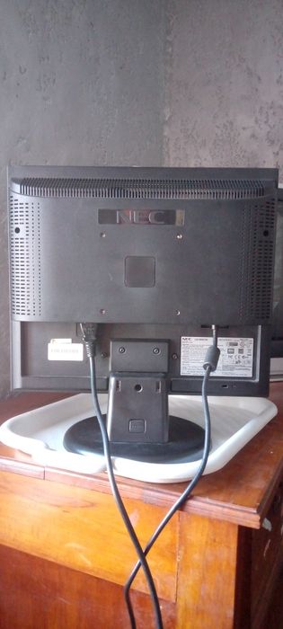 монитор NEC LCD 170v
