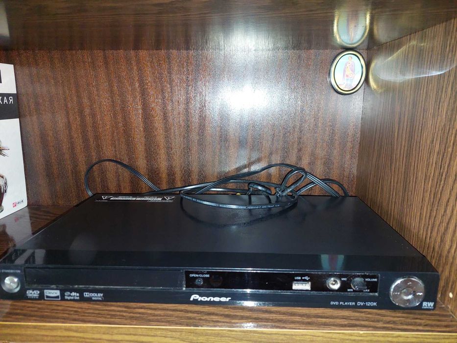DVD плеєр Pioneer DV-120 k