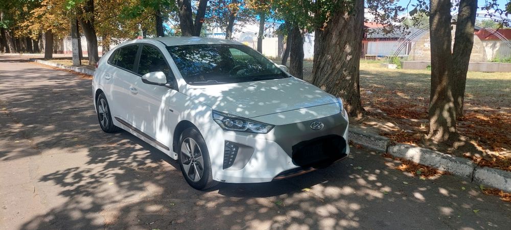 аренда авто  HYUNDAI  IONIQ 28kw