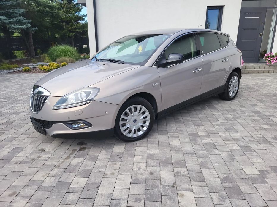 Lancia Delta 1,9 190PS Oryginał lakier i przebieg  bezwypadkowa