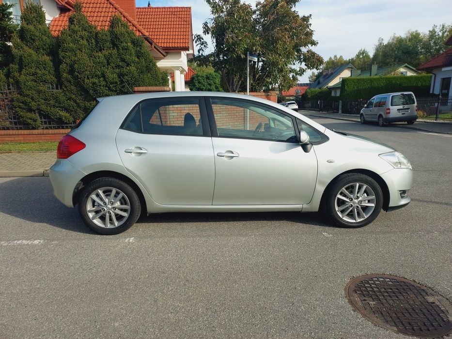 TOYOTA AURIS 1.4 D4D Stan bardzo dobry