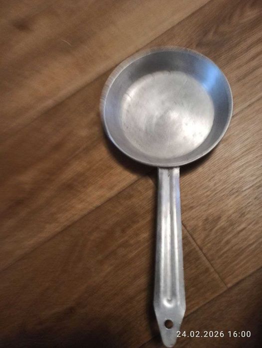 сковородки и кастрюли алюминиевые и нержавеющие