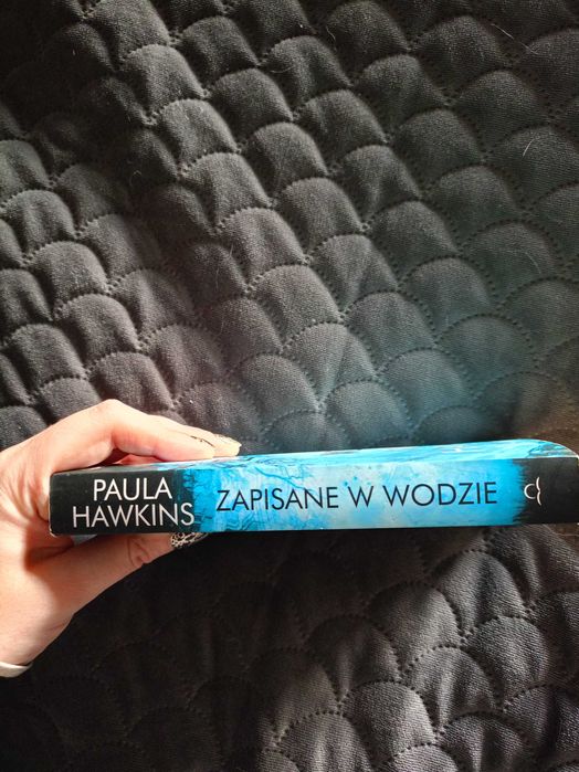 Książka Paula  Hawkins Zapisane w wodzie