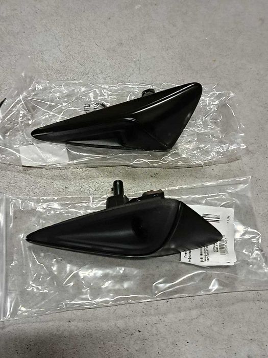 Камера повторювач крила правого \ лівого Tesla M3 2017-2020