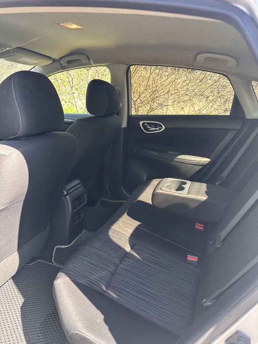 nissan sentra 2017