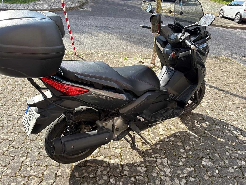 Yamaha X-Max 125
